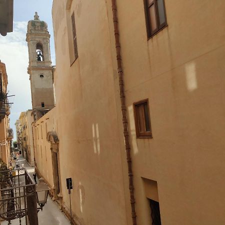 Carlo'S Rooms Trapani Exteriör bild