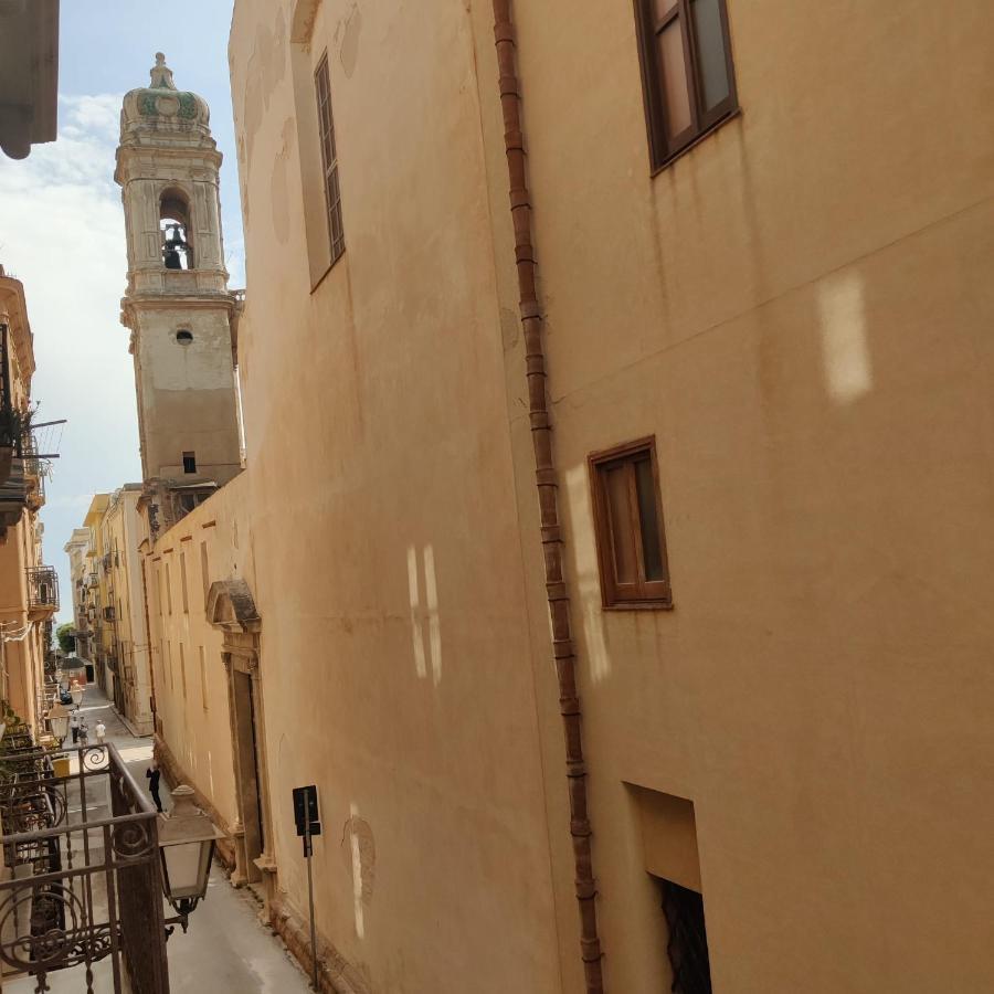 Carlo'S Rooms Trapani Exteriör bild