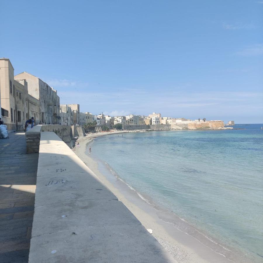 Carlo'S Rooms Trapani Exteriör bild